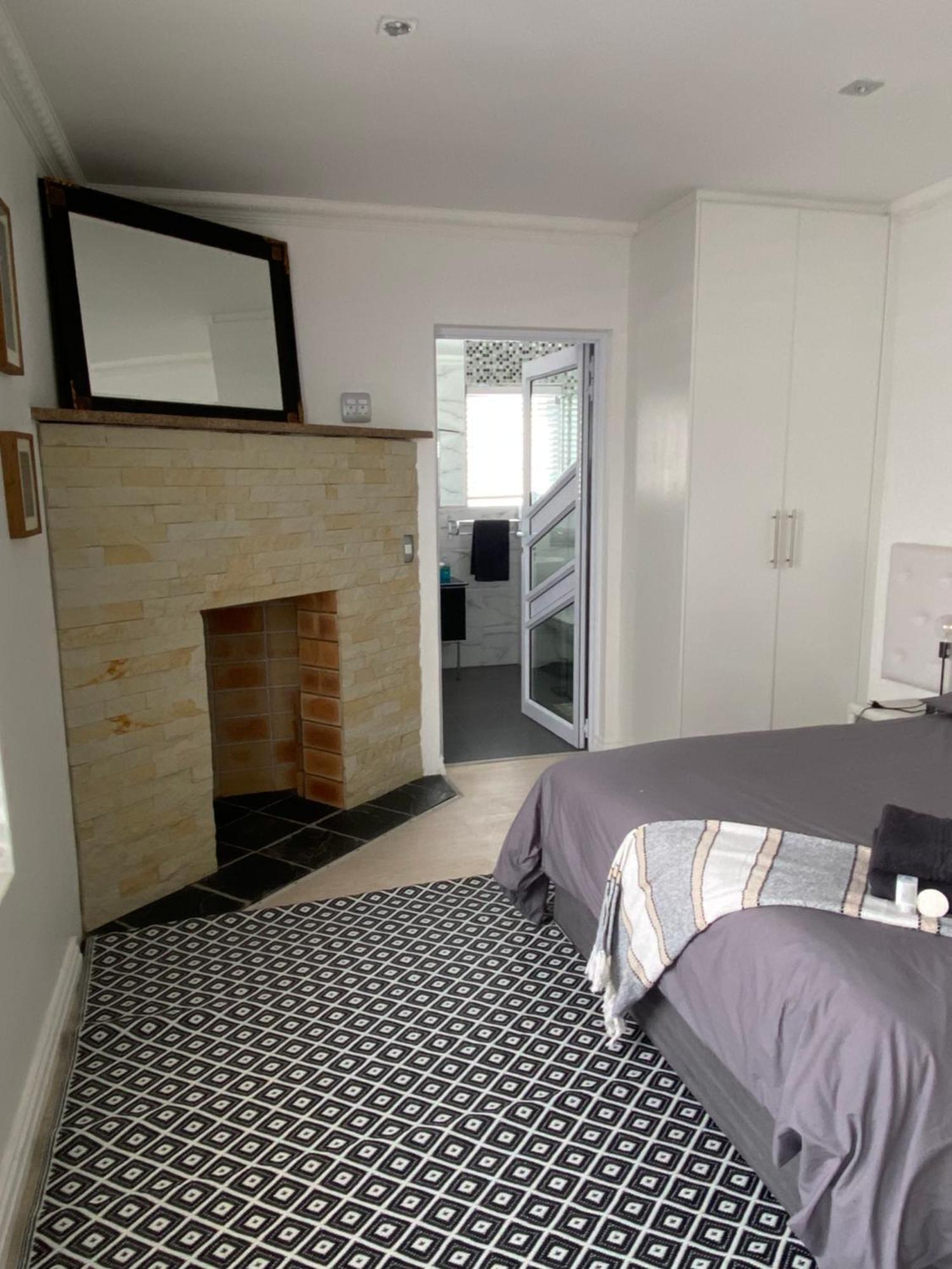 Livadia Palace Hout Bay *