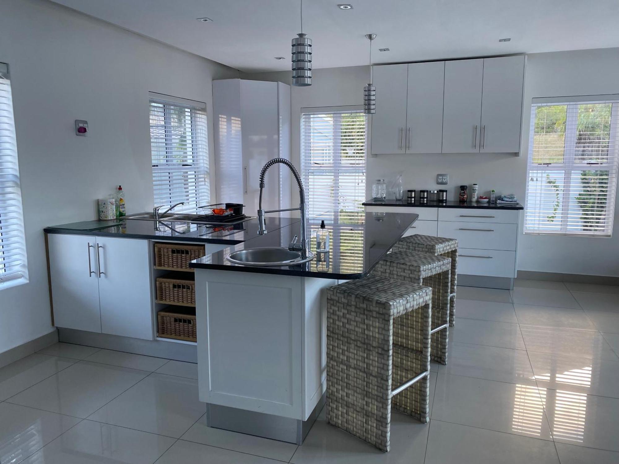 Livadia Palace Hout Bay Villa *